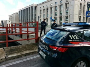 Carabinieri Tentato suicidio Disoccupato