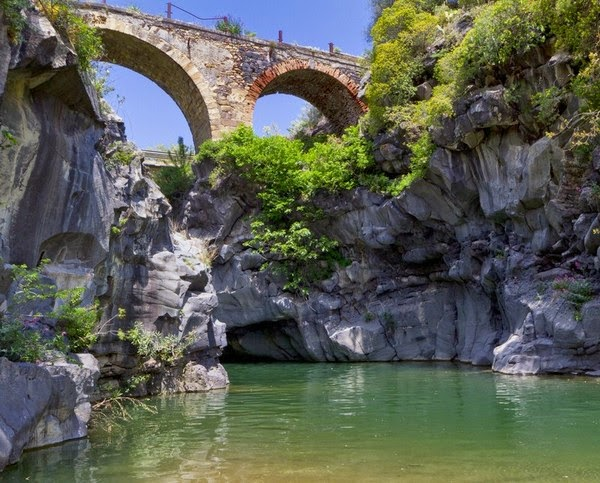 Ponte della Cantera- Valle del Simeto-Terre di Paternò